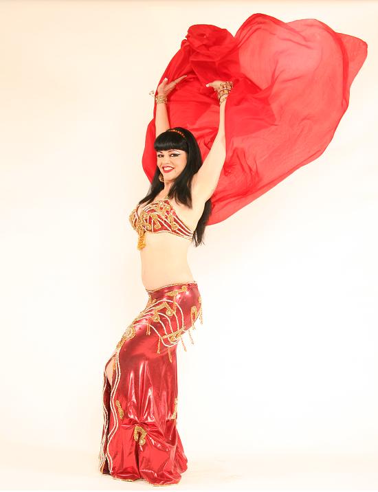 Musiccostumeredveiloverhead.JPG